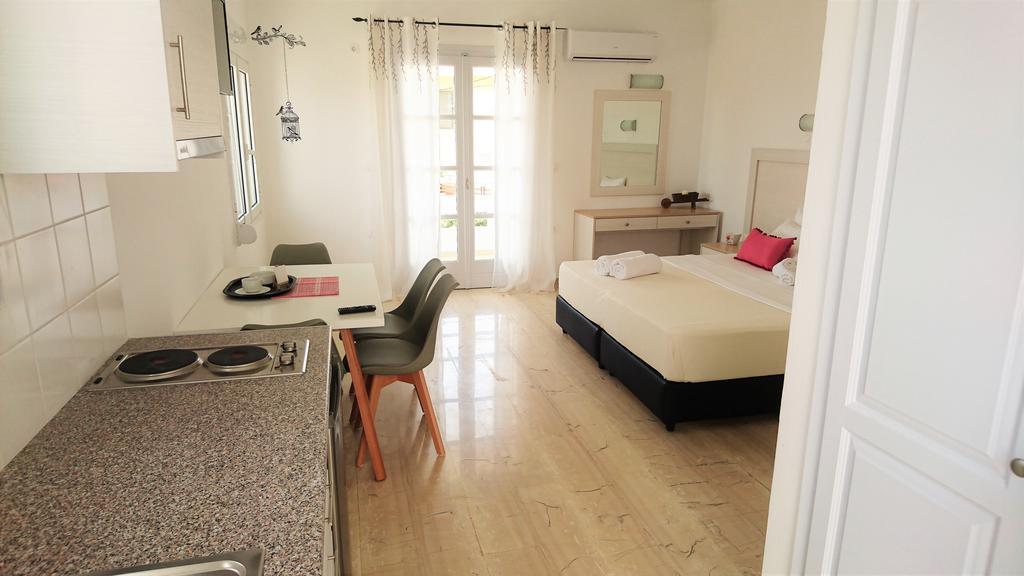 Crown Apartments คาลีเวส ภายนอก รูปภาพ