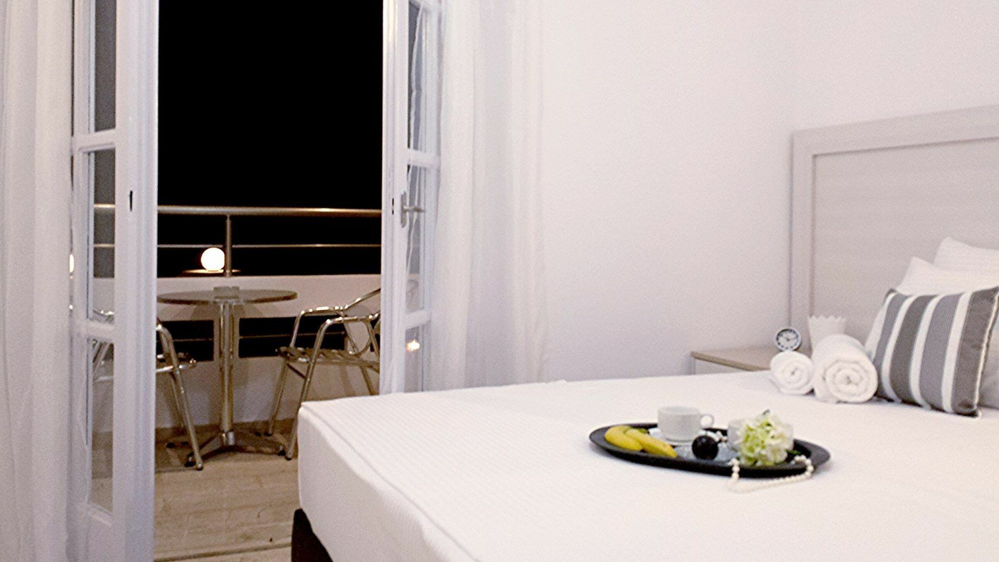 Crown Apartments คาลีเวส ภายนอก รูปภาพ